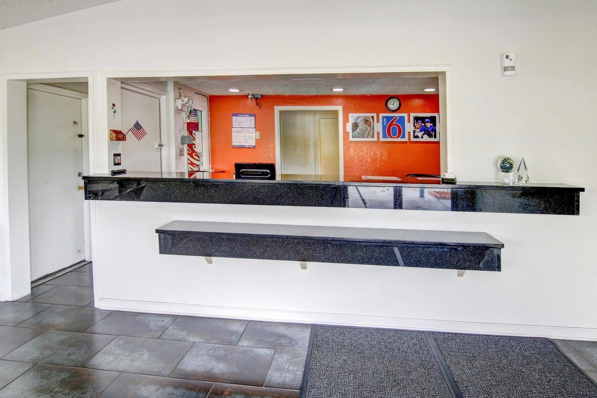 Motel 6-Union City, Ga - Atlanta Airport Екстер'єр фото