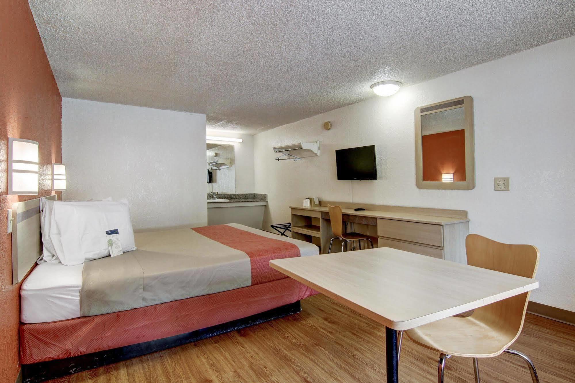 Motel 6-Union City, Ga - Atlanta Airport Екстер'єр фото